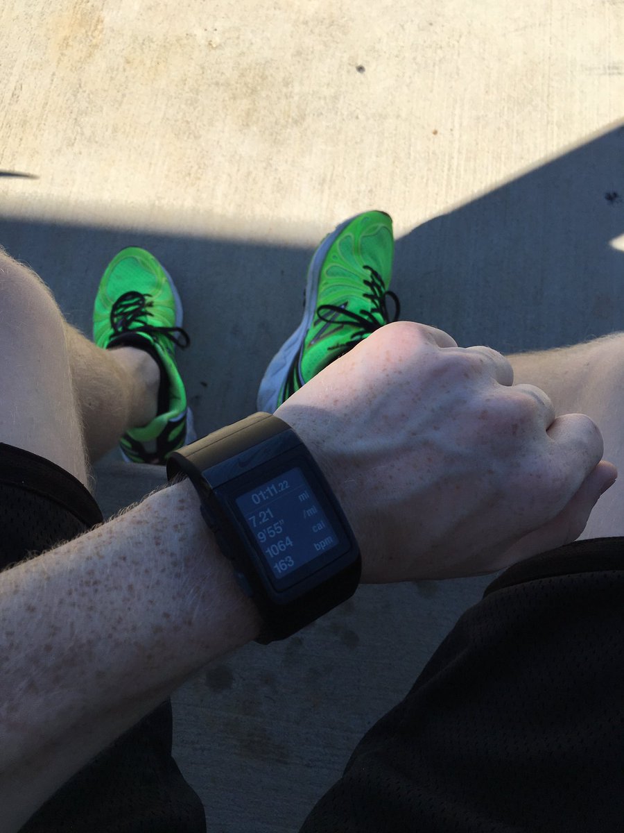 RARunner95's tweet photo. #RunBG #NewBalance #EarlyMorningRun #RAdoesntstopme #PushYourself https://t.co/Q1n4qeXFd1
