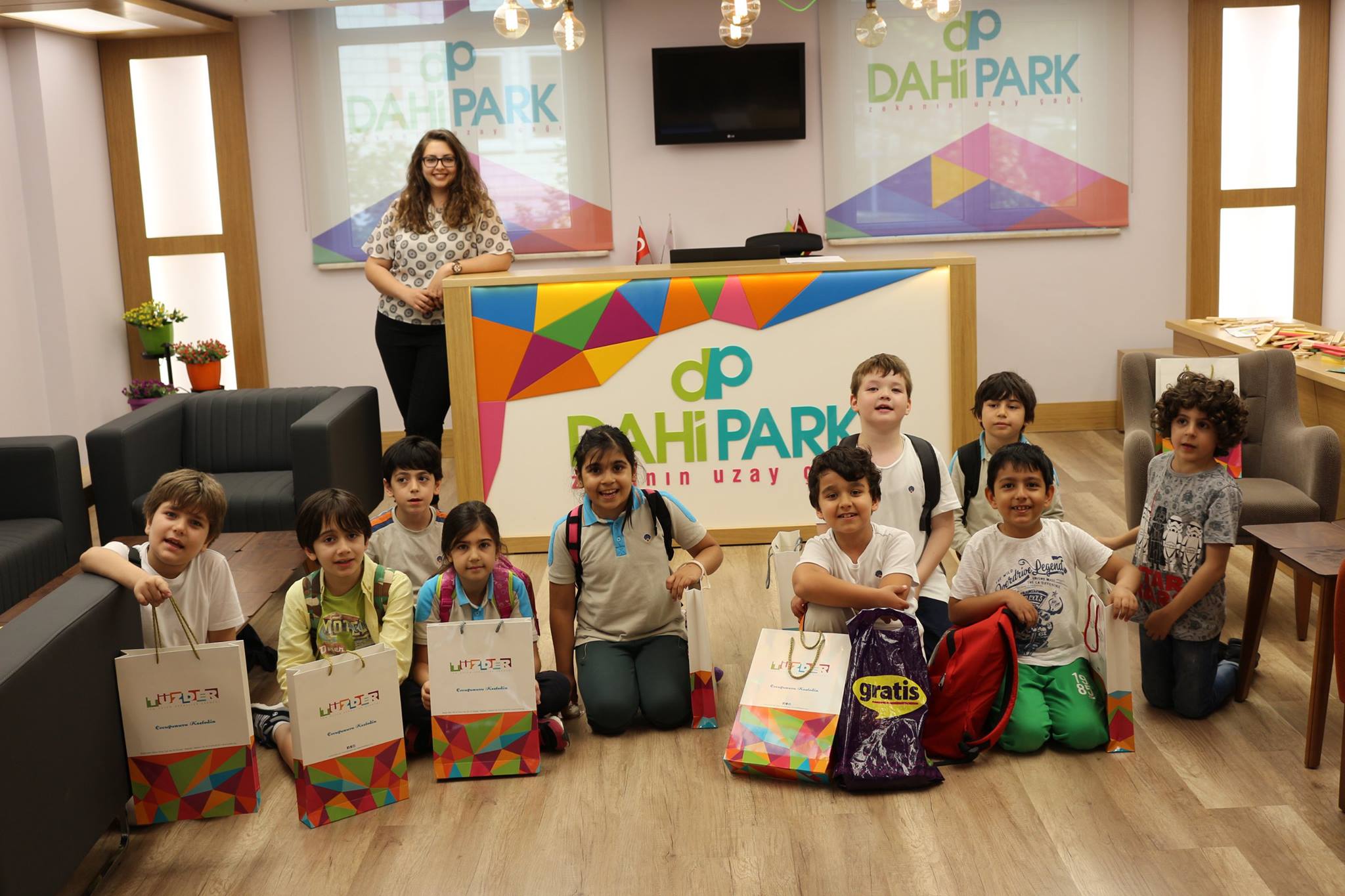 Tuzder On Twitter Tuzder Dahi Park Atolye Gezi Programlari Kapsaminda Misafir Okulumuz Okyanus Kolejinin Calismalarindan Kareler Tuzder On Twitter Tuzder Dahi Park Atolye Gezi Programlari Kapsaminda Misafir Okulumuz Okyanus Kolejinin Calismalarindan Kareler