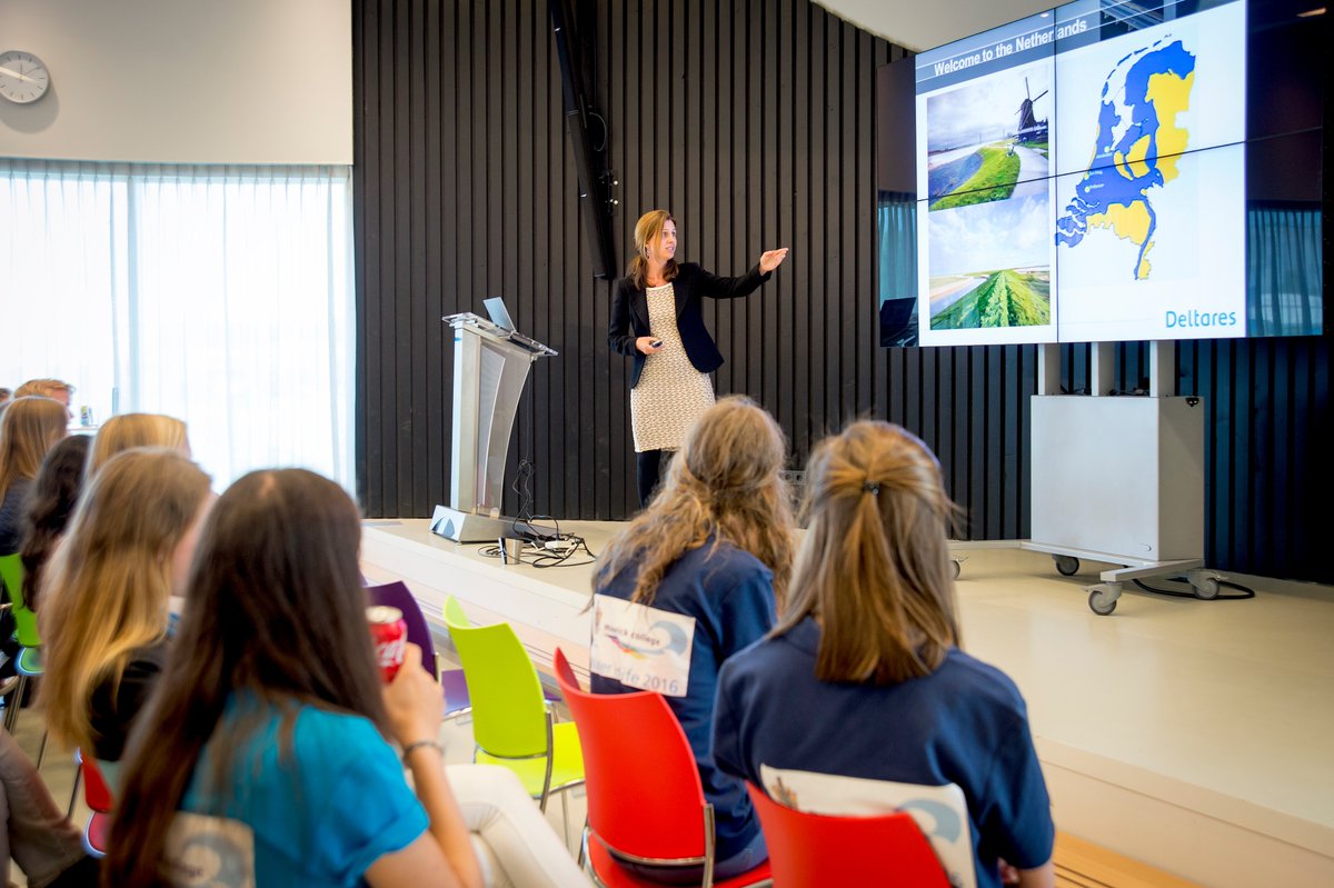 deltares's tweet photo. 40 international students (17-19 years old) from all over the world paid a visit to Deltares today @waterislife2016 https://t.co/sx9M0hk11Q