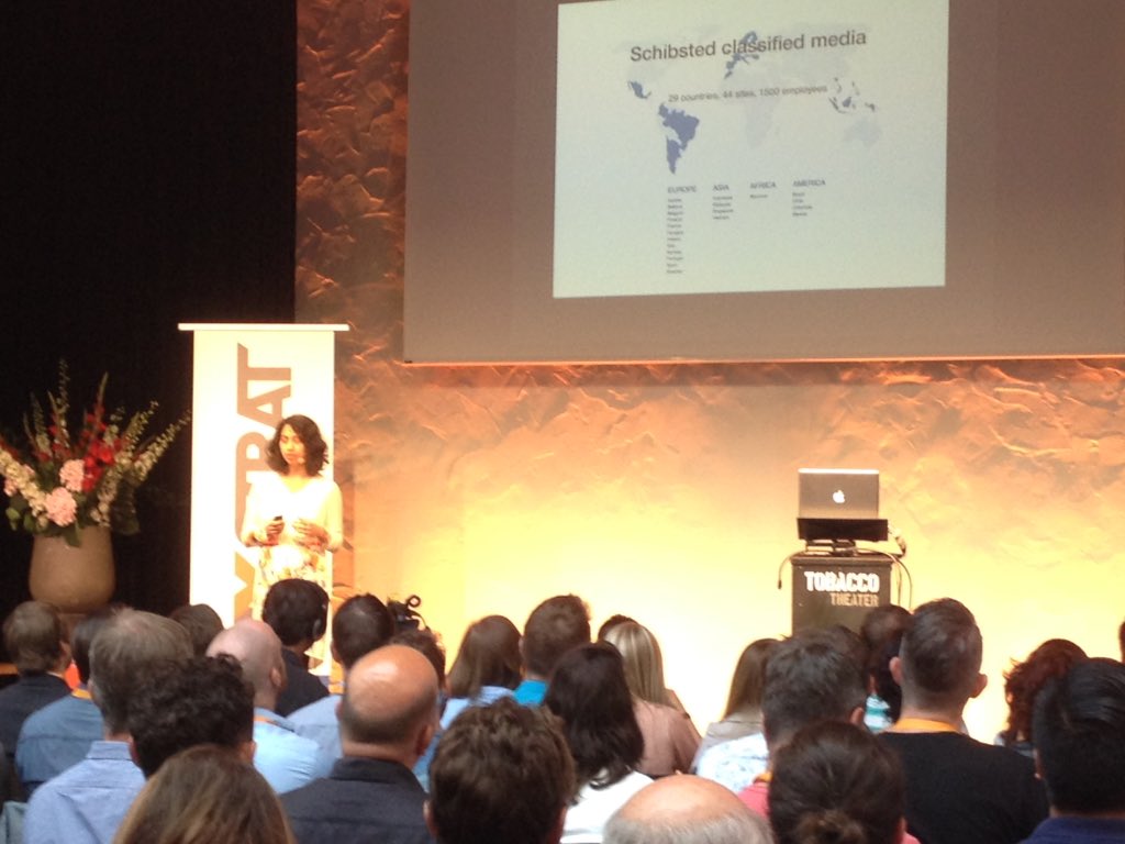 CMDEsther's tweet photo. @UXsophia about Integrating #design with #business strategy!! #UXstrat #Amsterdam https://t.co/0SDPTN4YUR