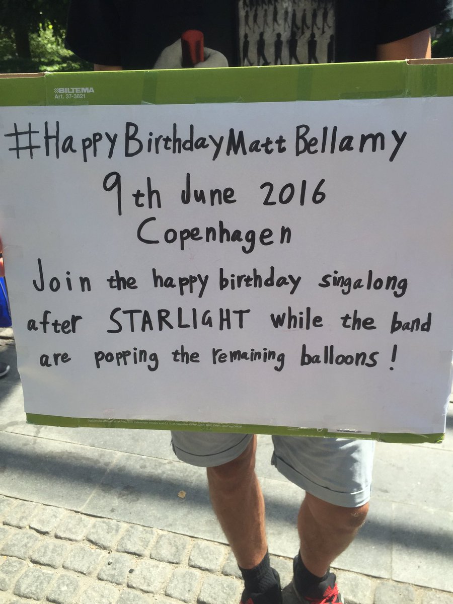 MuseTourPics's tweet image. People in Copenhagen gig tonight please spread the word and joint us to wish an happy birthday to @MattBellamy !