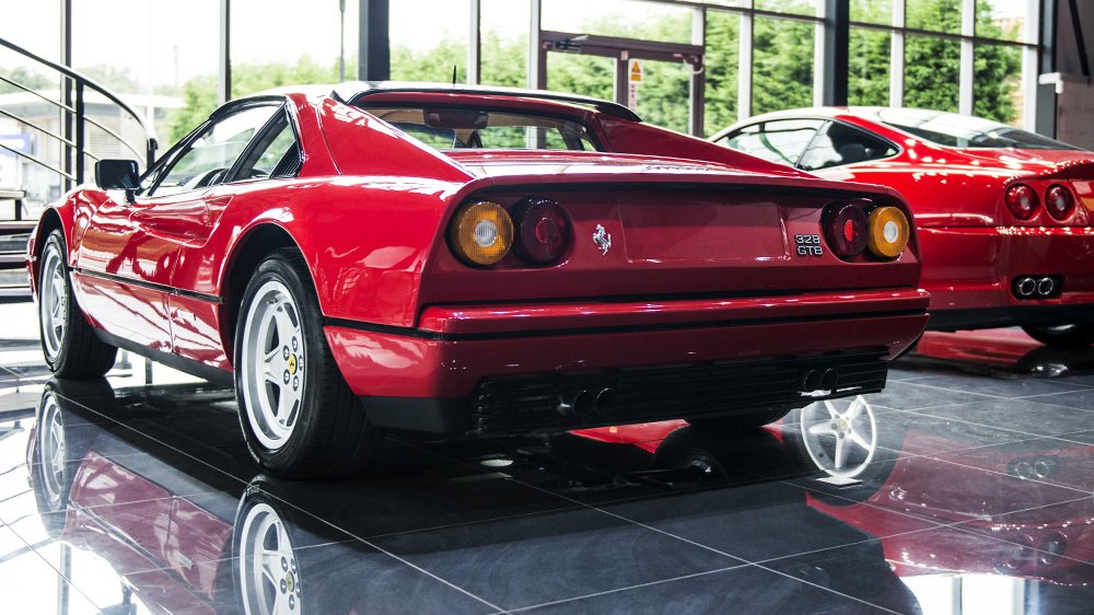 KahnAutomobiles's tweet image. #Ferrari 328 GTB - A rare example of an iconic classic which will only appreciate in value: ow.ly/gJbN3014P2q