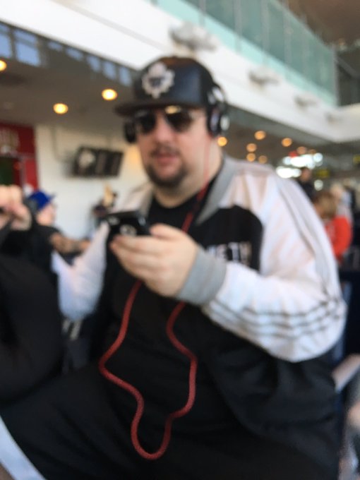 Watch Jev's leaked NSFW photo on TwXstars