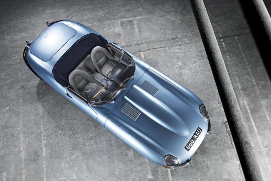HeritageQuote's tweet image. E - Type roadster birdseye view

source: cartastic , tumblr