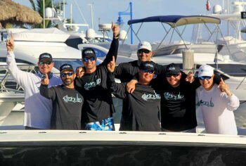 SCALESGEAR's tweet photo. #TBT #SCALESproteam #liquidfishingteam down 2 fish, comes back, wins '12 Sailfish Kickoff #scalesgear #welovetofish https://t.co/rJlIg1uz4L