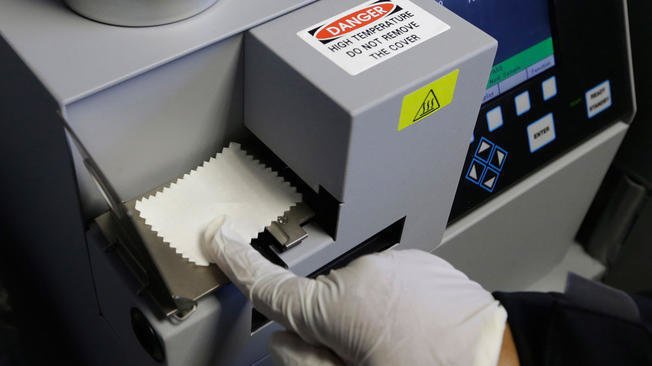 CBCOntMorning's tweet image. Ion scanners keeping visitors out of prison.  False positives for drugs? @StaceyHannem @LaurierNews @CFCN_RCAFD