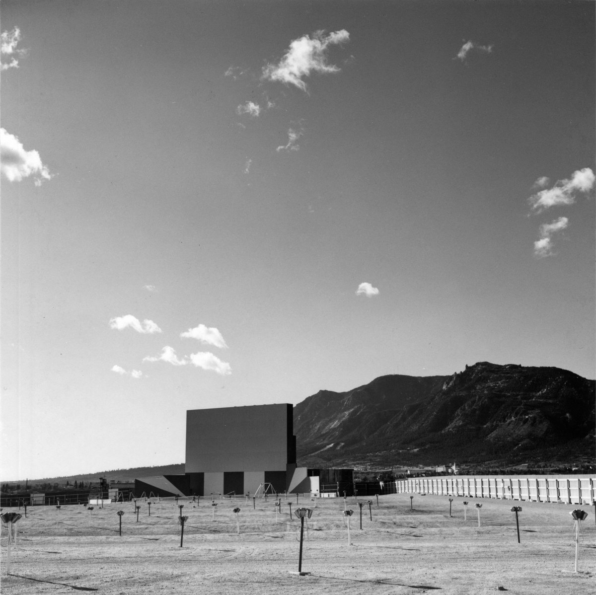 Heading to Basel 2016? Learn more about the galleries participating in our 47th edition: bit.ly/1NxkxYX