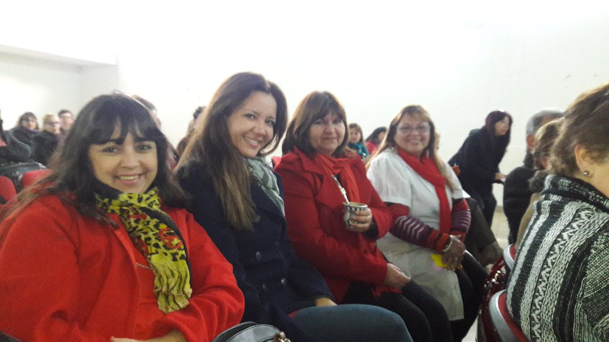 mariluleverberg's tweet photo. @udpm_misiones presente en Charla -Taller #DefensoriaNiñosNiñasAdolescentes c/Director #MiguelMolina #Oberá https://t.co/1eTc4HR3OC