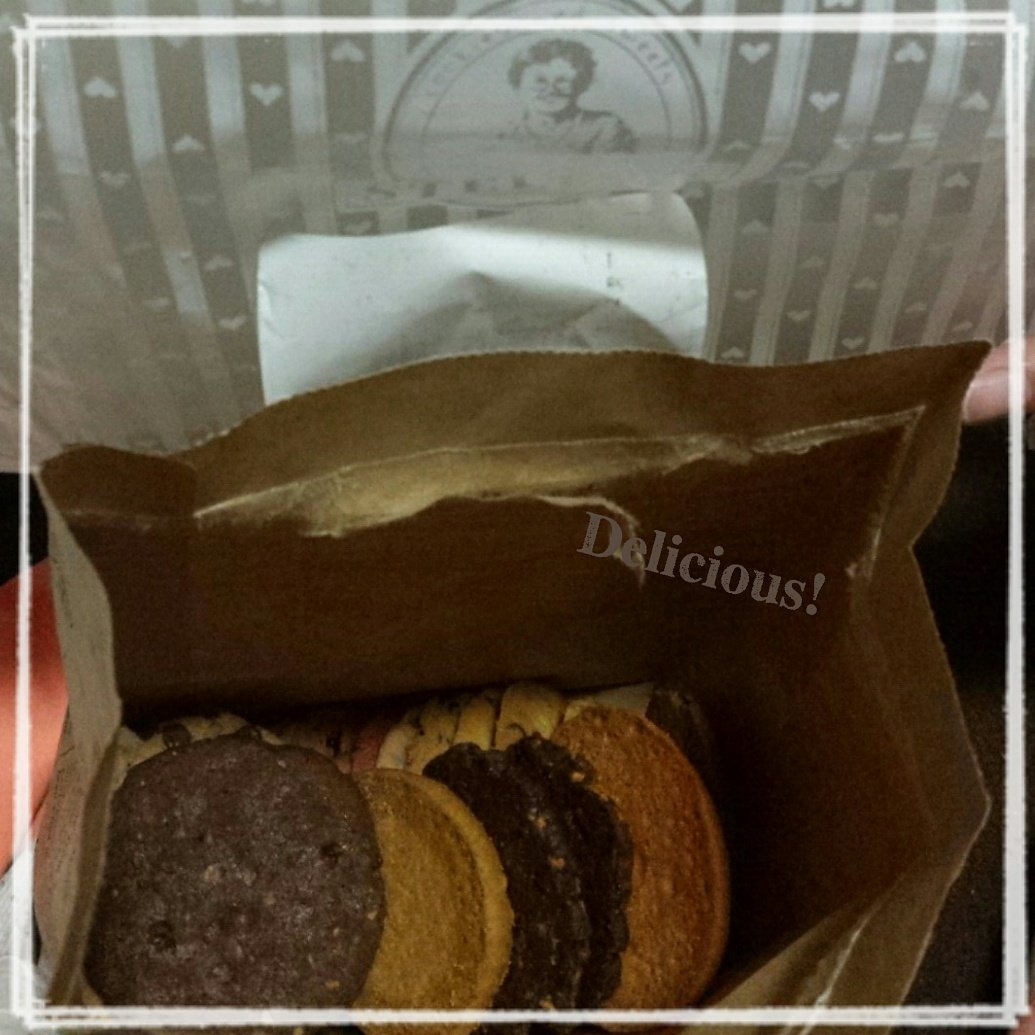 ステラおばさんじゃねぇよ