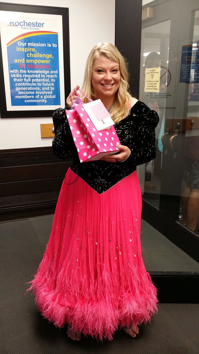 My first tweet on the last day of school. Friedell brought out our best for the kids! <a href="/FriedellMiddle/">Friedell Falcons</a> #rpslead