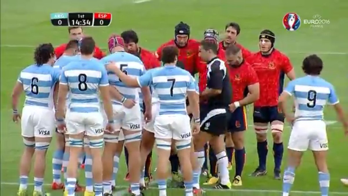aerugby's tweet photo. Por ahora @ferugby y Argentina Emergins juegan meles...partido lento con las ievas normas de mele que la descafeinan https://t.co/jpesC2UDtD