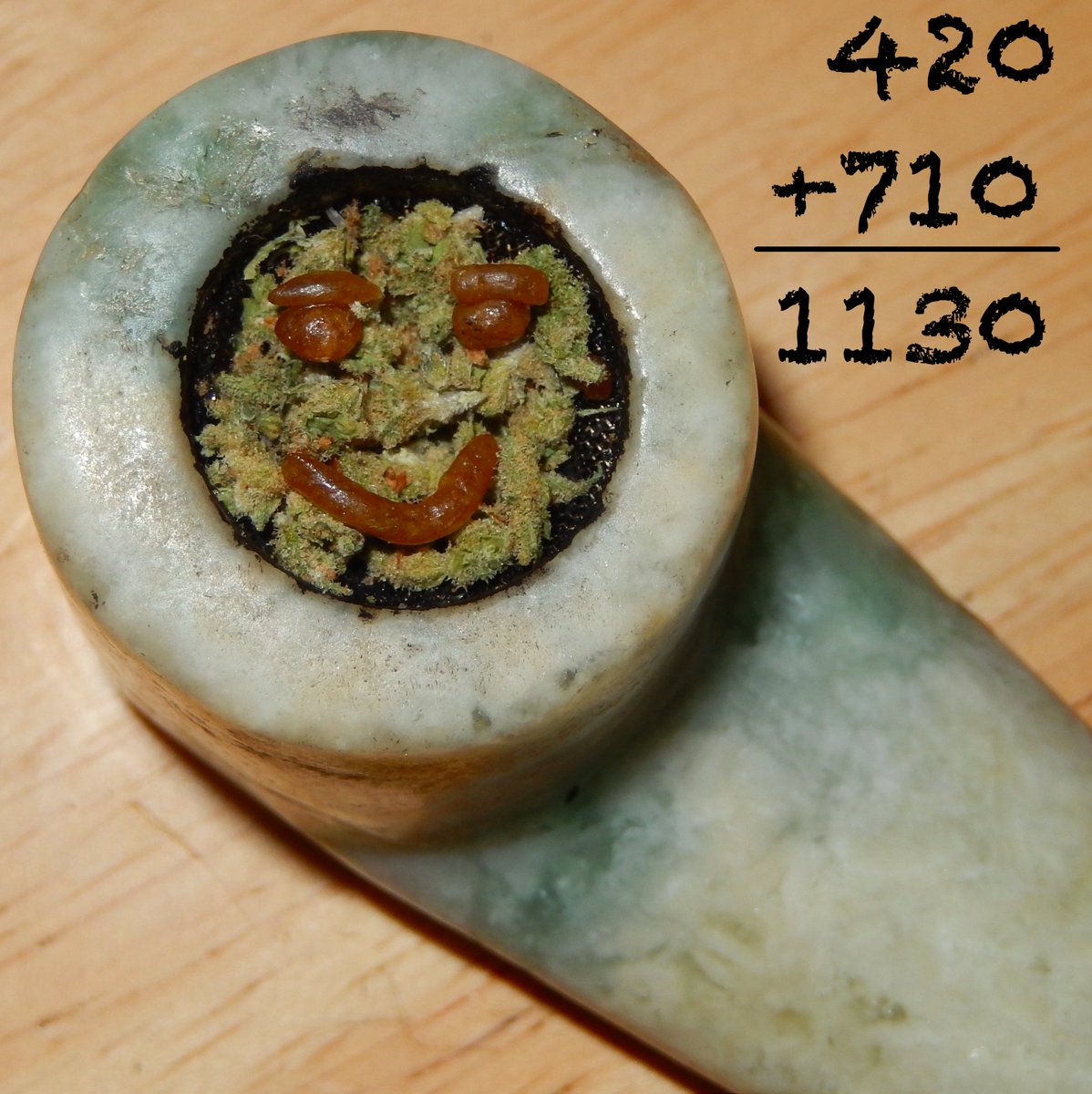 Mindritepdx's tweet photo. HAPPY 1130 ERRRYBODY #PDXdabbers #1130 #420fam #710society #errrl #dabs #mathematics #happinessisawarmbowl #dank https://t.co/cUAJxara6N