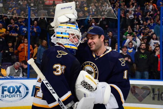 TheHockeyNews's tweet photo. Blues set to keep goaltenders Elliott and Allen, watch them ‘compete and fight’ https://t.co/mzgvKfQUhI https://t.co/N59aDSyOi1