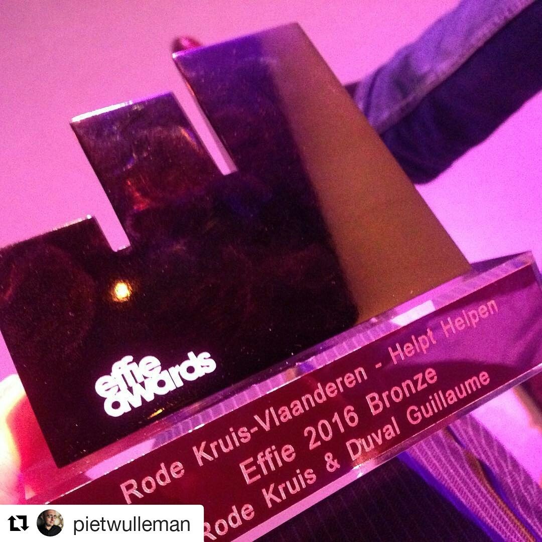 RodeKruisVL's tweet photo. #helpthelpen wint Bronze award op #effieawards #bewezeneffectiviteit https://t.co/jfXJPirj9i
