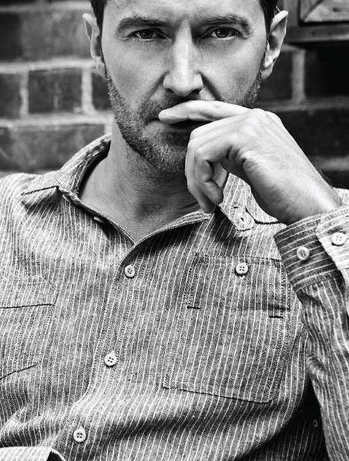 chrissyinwm's tweet photo. Is #LoveLoveLove at @RTC_NYC our next chance to see @RCArmitage onstage? He'll age 40 years! https://t.co/QVTMZXmgfA https://t.co/wdMlq4aOB0