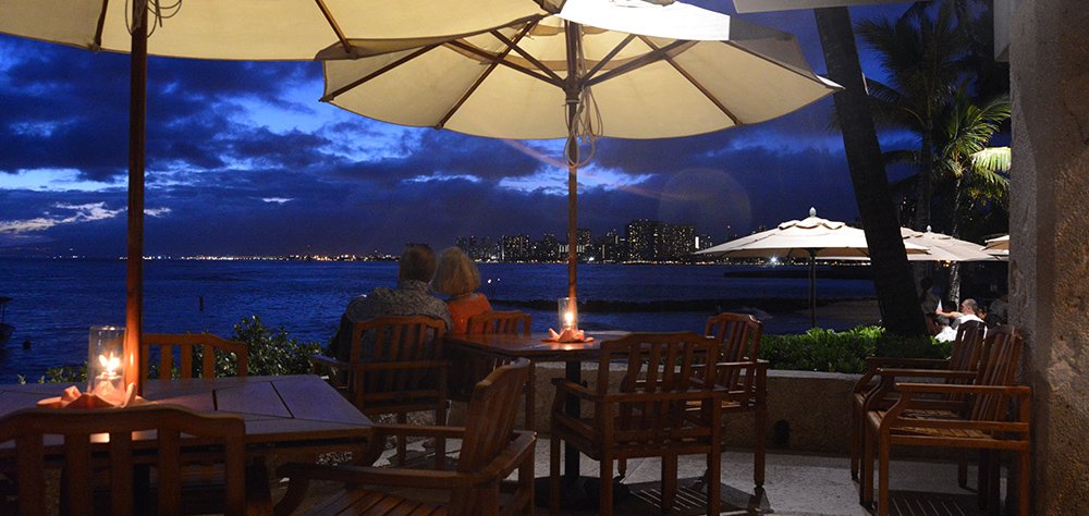 AltaClub1883's tweet photo. Alta Club Members can now enjoy the Outrigger Canoe Club on Waikiki Beach
#AC1883 https://t.co/0nFfZaikOc