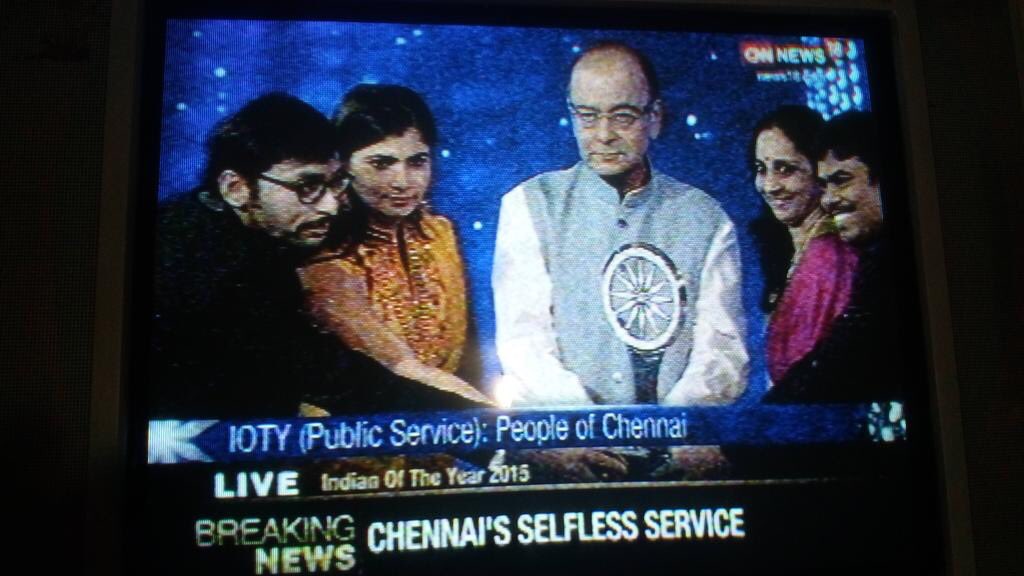RJ_Balaji's tweet photo. We are INDIAN OF THE YEAR !!! #PeopleOfChennai #OurHumanity #StayAlive https://t.co/1EYxrcHsBp