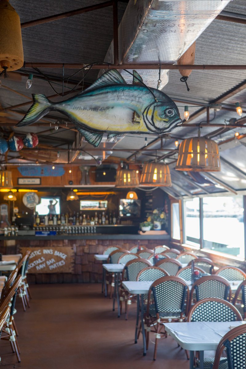 RusticInnFtL's tweet photo. If a mallet hits one of our tables and no one is there to hear it, does it make a sound?
#Florida #seafood #foodies https://t.co/hFBQpZ18S8