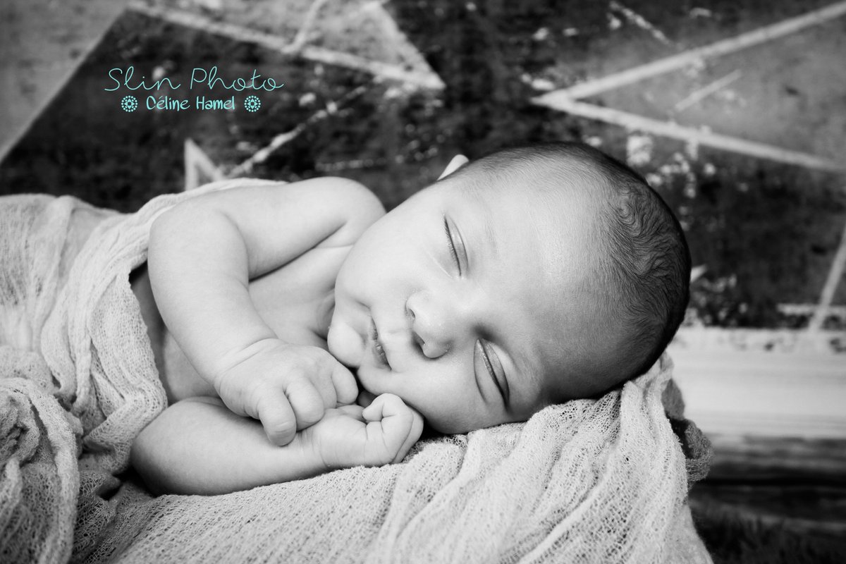 SlinPhoto's tweet photo. Gaspard <3
#love #babyboy #newborn #newbornphotography #slinphoto #vittel #vosges #bébé #acroquer https://t.co/Je1pquJlfy