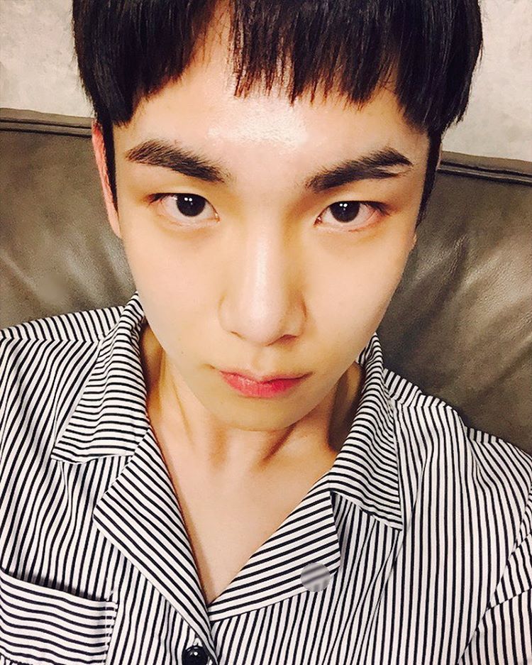 instaggcom's tweet photo. KEY 처피 중독으로 https://t.co/R5JiN6HGVl https://t.co/LcVJbzycUZ