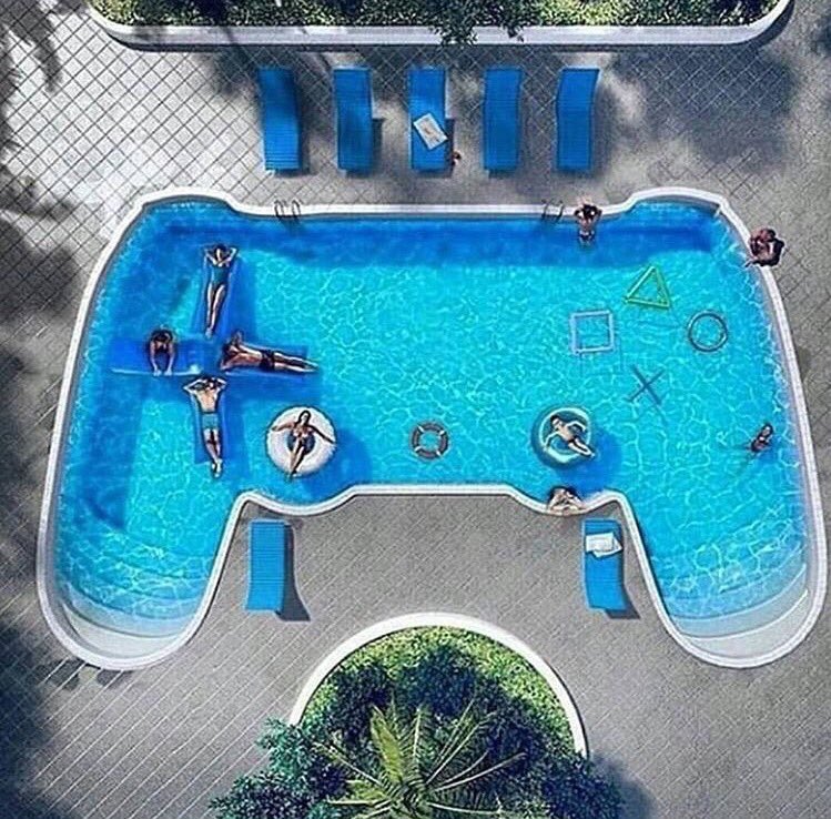 OMGitsAliA's tweet photo. Now this is my kind of pool 🏊👌 https://t.co/zzqEI4vWmd