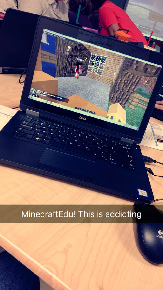 MsReyes_Kinder's tweet photo. MinecraftEdu is addicting. I can't wait to use this in the classroom.  #icafelc 😍 https://t.co/oTVpE54NgC
