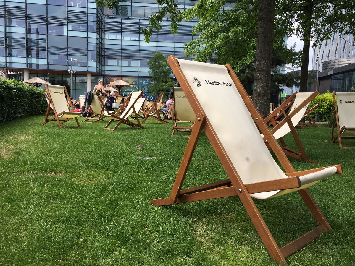 Explore360VR's tweet photo. 360 sunshine @MediaCityUK - sometimes reality wins #Explore360VR https://t.co/gbcUBrYnld