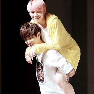 GyuHoon22cm's tweet photo. some things never change 💕💕 #Gyuhoon #Gyuhun #규훈 #Mingyu #Woozi #กยูฮุน https://t.co/iWqkG0rISL