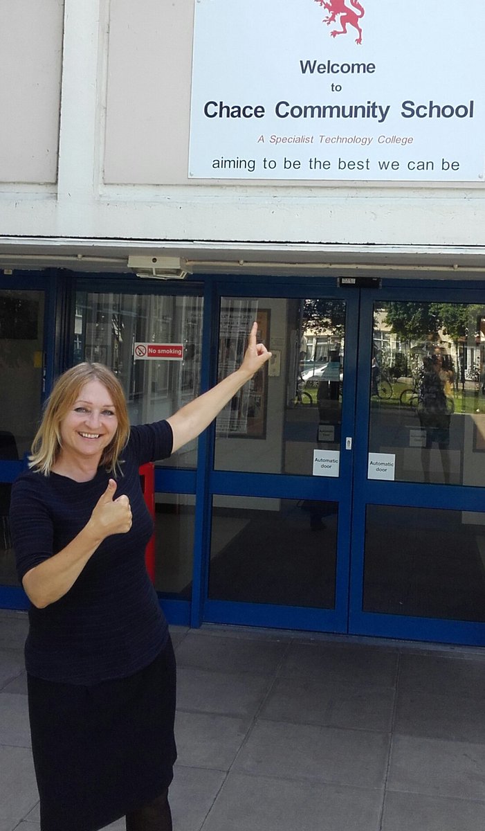meek_caroline's tweet photo. Great to work with Year 9 for @FirstGiveUK PSW. Count down to #FGFinal. Aim high for #charities & @JPFoundation! ☺ https://t.co/7trt3GBelZ