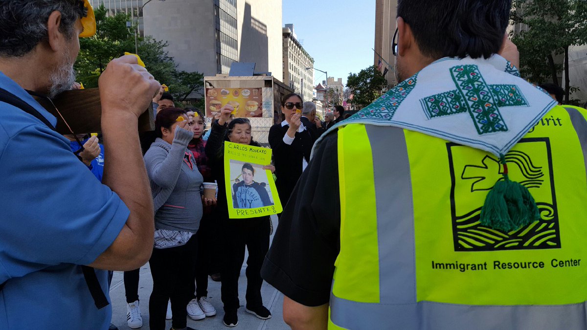 NYCOSH's tweet photo. #Justice4CarlosMoncayo Vigil w the family before final arguments in Harco Construction #criminalcontractor case. https://t.co/T6AFV4bH32