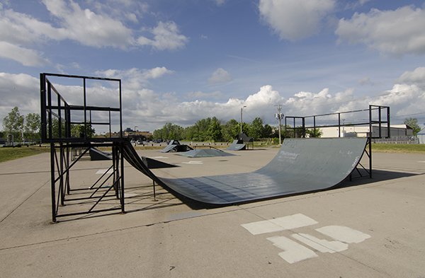 ErieMedia's tweet photo. New Welland skatepark one step closer to reality @WellandMYAC @Welland https://t.co/jtXL7nIXT2 https://t.co/xjRfH3sXUf