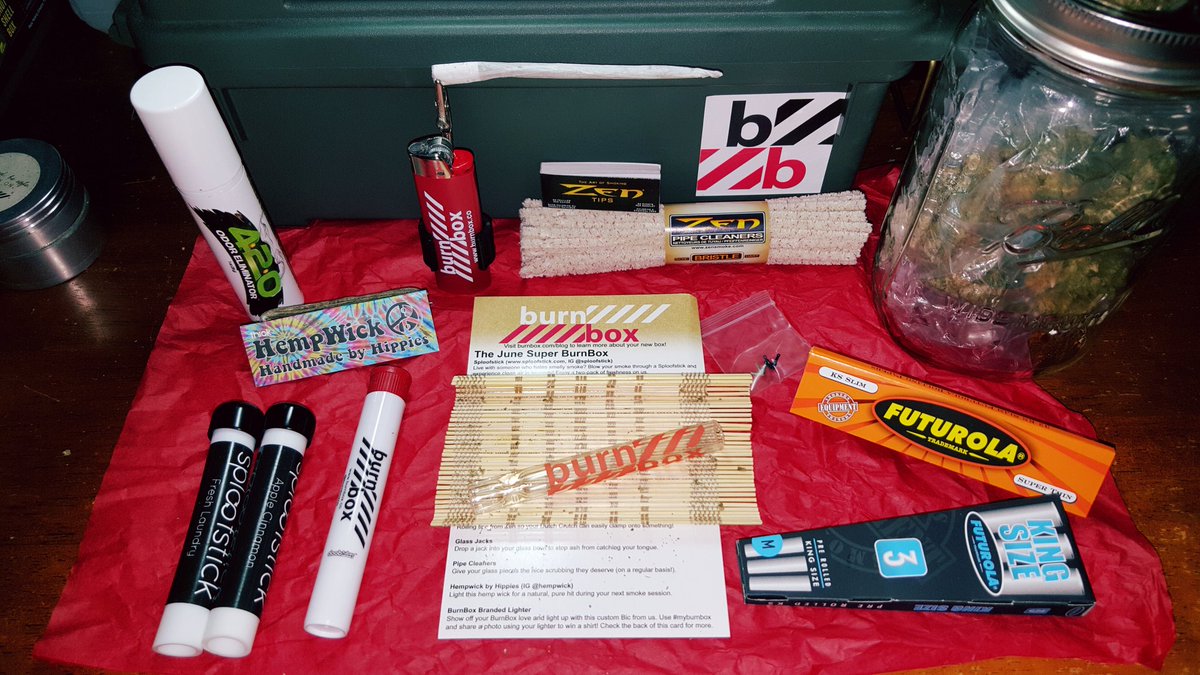 plzRESPONDplz's tweet photo. @BurnBoxCo This was an AMAZING month! Thanks for the goodies! #Myburnbox #420 https://t.co/j2aUGir57B