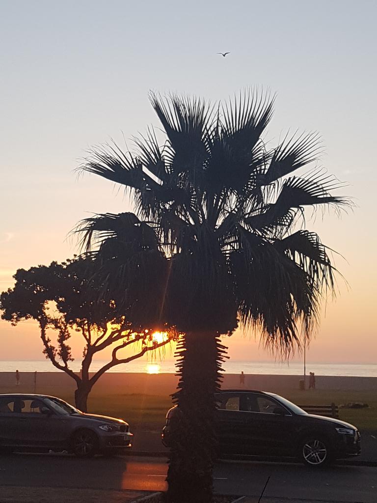 CandyTothill's tweet photo. #behindthescenes #onlocation in #capetown shooting 4 winter feature of #talkingTSOGO mag. Gorgeous place & people https://t.co/oXnFLb3ArP