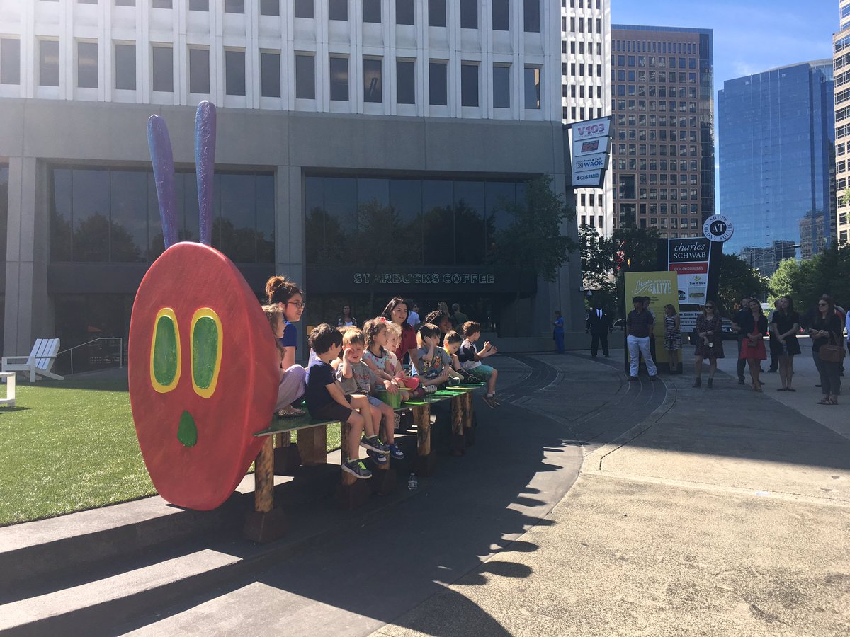 kayjay818's tweet photo. #TheVeryHungryCaterpillar came to life at @ColonySquareATL today! #ReimagineCS #IAmMidtown https://t.co/uWksTZkYET