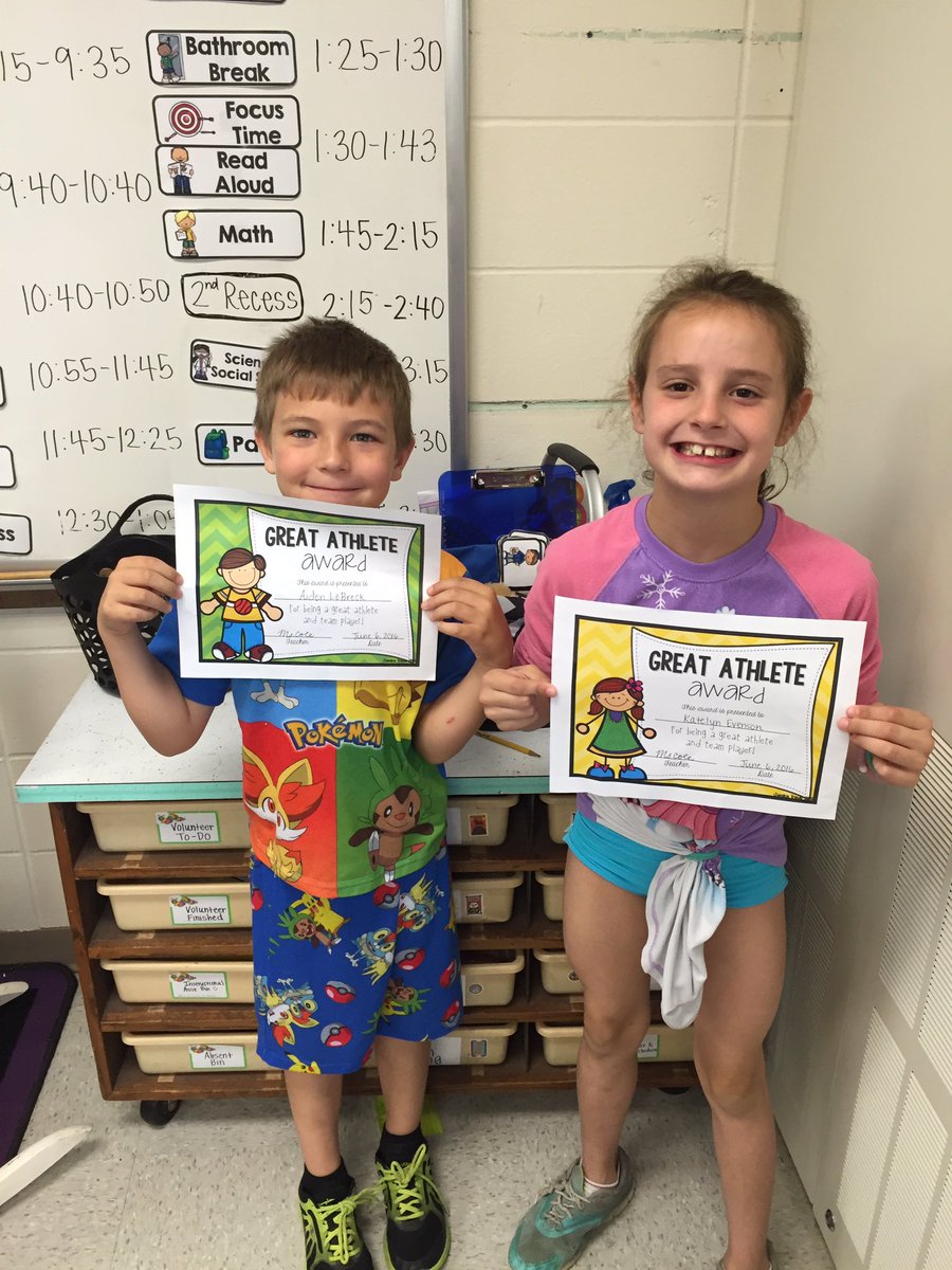MsColeWP's tweet photo. Awards continued... #wppandas https://t.co/ZHOg1ukVN3