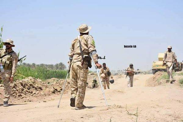 اخبروه ان يجلس..فحالتهِ في خطر ..
فأخبرهم ان يتركوه فوطنهِ في خطر ..
#حشدنا_جيشنا_سور_الوطن
#آقدام
#اصرار
#عزيمه