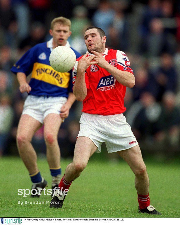 sportsfile's tweet photo. #OnThisDay in 2001, Louth beat Tipperary by 2 points in the first ever football back door game played! #History https://t.co/f1MwGHm3tK