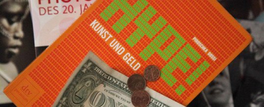 PortraitKunst's tweet photo. Was für Kunstfreunde: 
Ein #Buch Tipp - Hype: Kunst und Geld
https://t.co/rHPE8m0nuQ https://t.co/ZkoURjhQnk