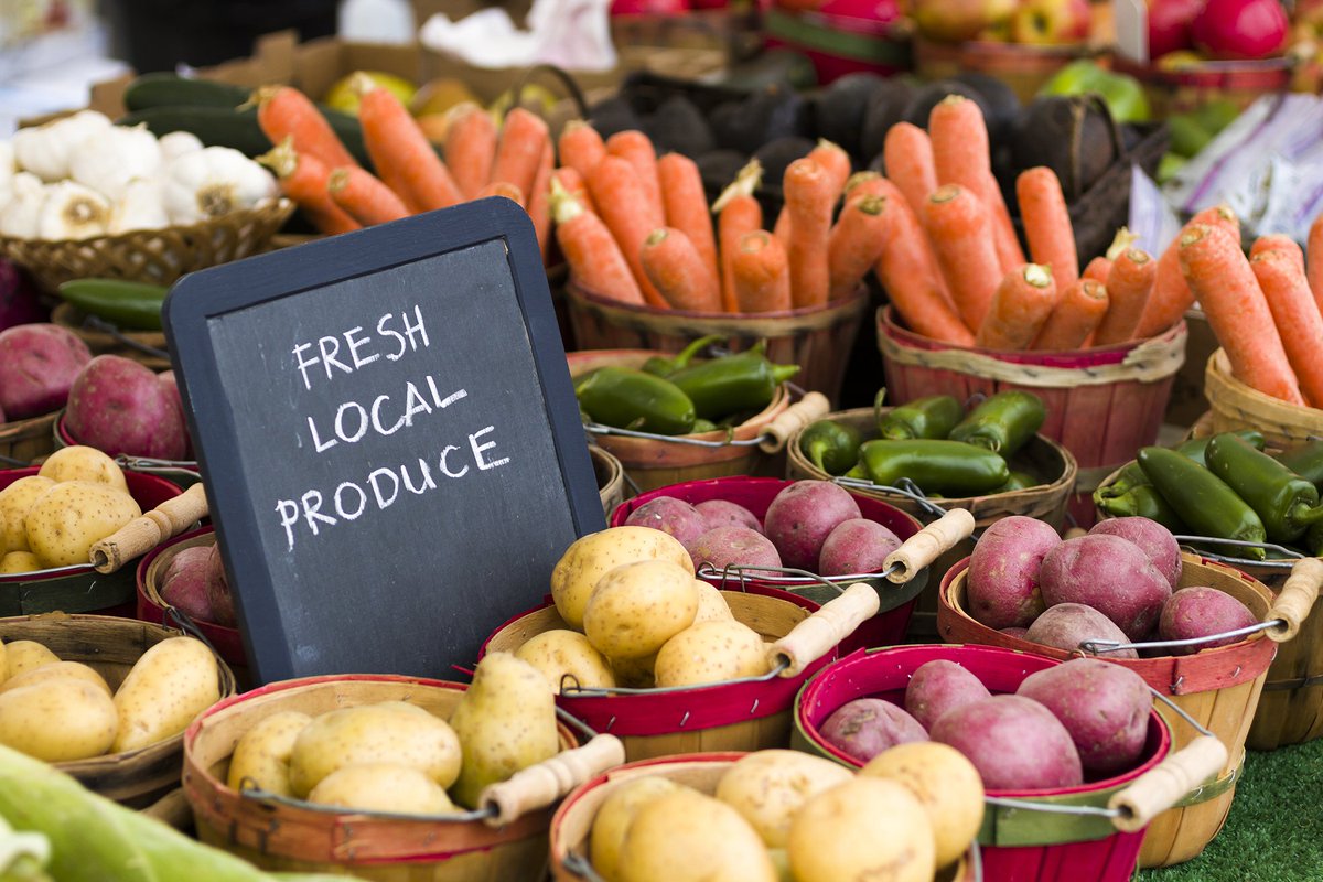 We're here at the Market Square Farmer's Market! Stop by our booth for FREE issues of Edible &amp; <a href="/WHIRLMagazine/">WHIRL Magazine</a>!