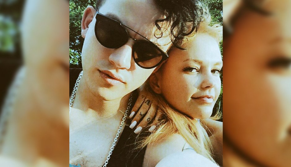 vivaonline's tweet photo. Whaaat? #BonnieStrange turtelt wieder mit #Psaiko.Dino https://t.co/oMoanVtZpi #couplegoals https://t.co/Y7vCkfjBrx