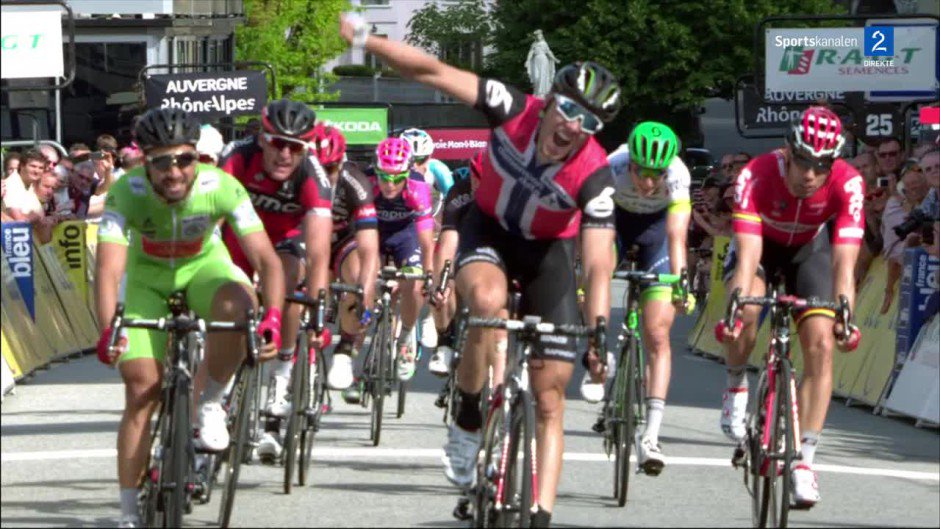 tv2sport's tweet photo. Eddy the Boss er tilbake! Spurtet til seier! https://t.co/mG0P952Srl #2sykkel https://t.co/l1cTKXvm58
