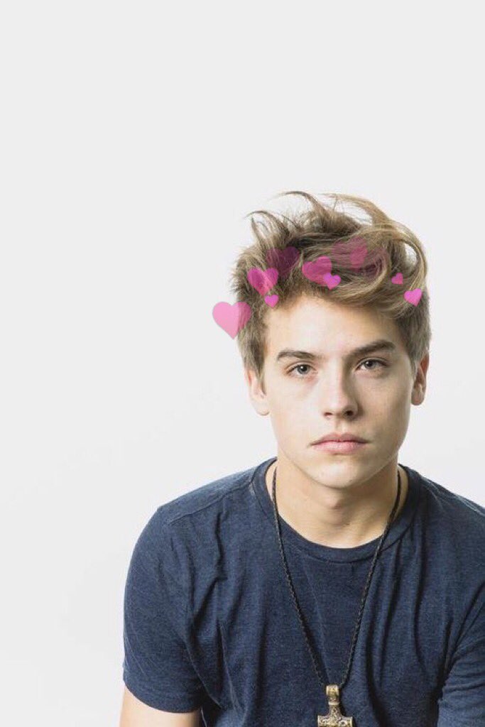 boyswithearts's tweet photo. dylan sprouse https://t.co/CjRTv6lAUV