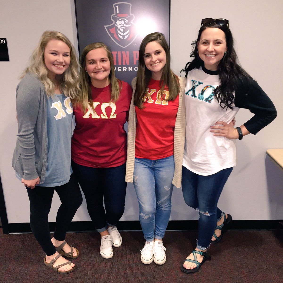 Nat_Coop4's tweet photo. •go Peay•go Greek• #trustme #apsucHiOMEga https://t.co/BCui4x7ioL