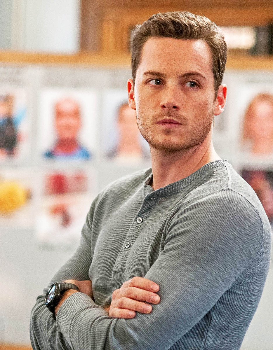 winterquake's tweet image. Se busca a un hijo WinterWitch con FC de Dylan O'Brien, y a uno Romanogers con Jesse Lee Soffer para una squad. ¿RT?