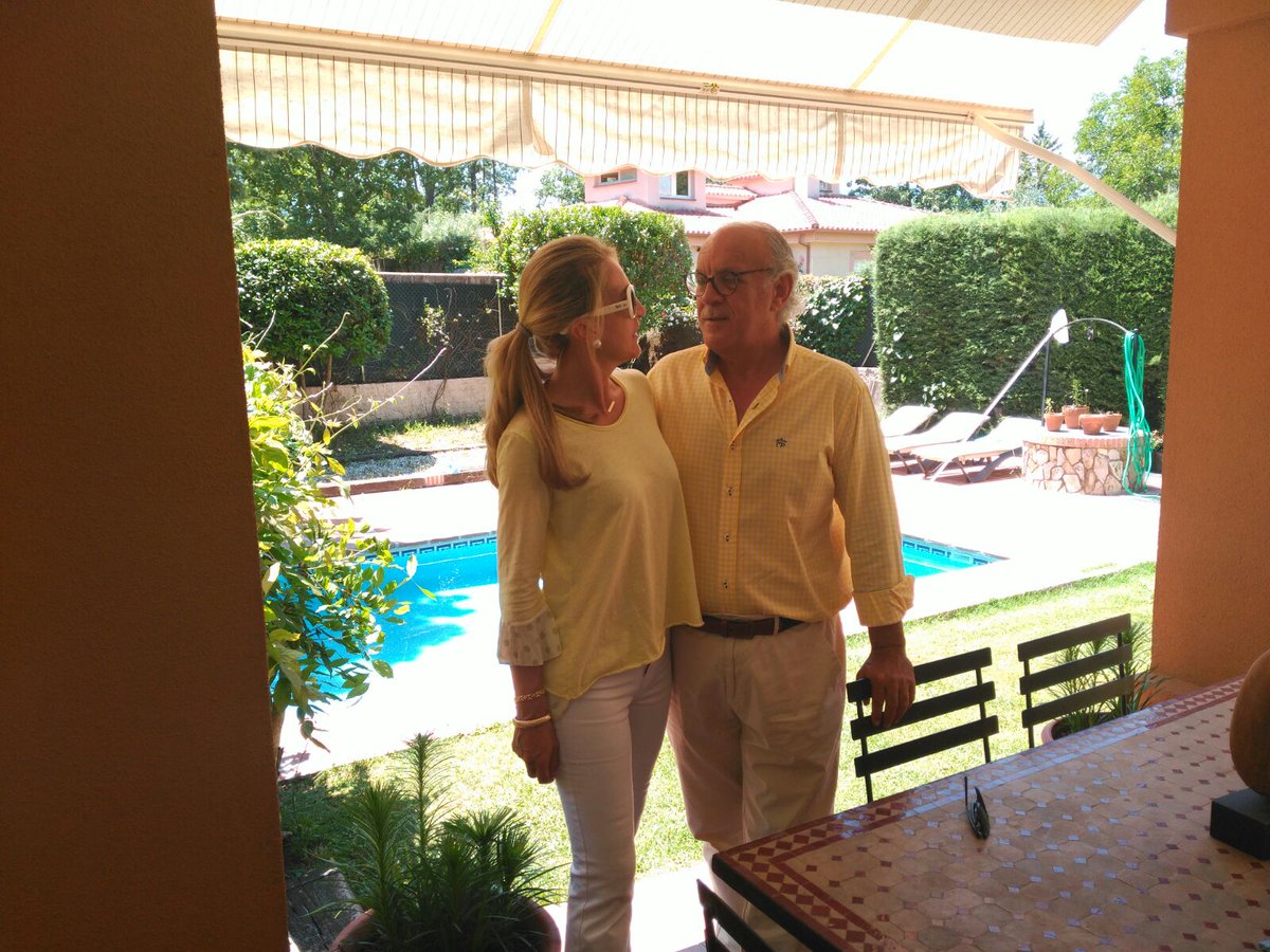 TERESAPLATON's tweet photo. ¡¡ Feliz  verano !! https://t.co/rpssUegPev