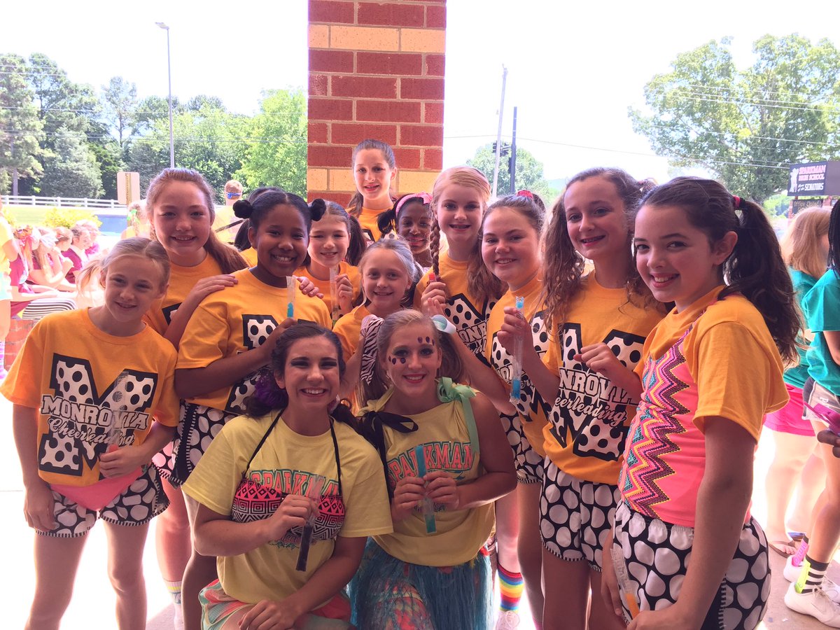 shssparkman's tweet photo. Wacky Dress Day at Sparkman Cheer Clinic @PrinChrisShaw @SparkmanPTO @MadCoSchools https://t.co/aYF3wN6jKu