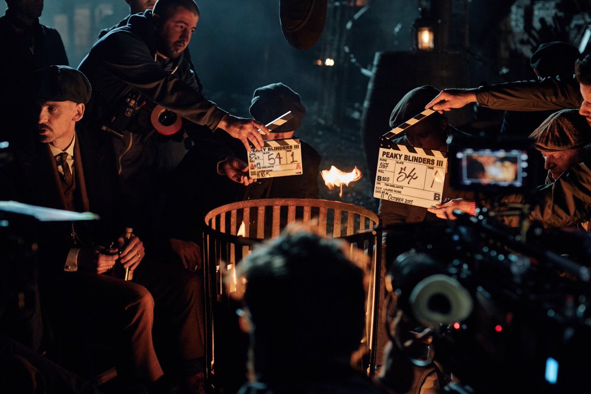 Laurie_Rose's tweet photo. #behindthescenes @ThePeakyBlinder #PeakyBlinders #BTS #NewPeaky #Peaky3 #Finale https://t.co/Gnhvn4lRZX