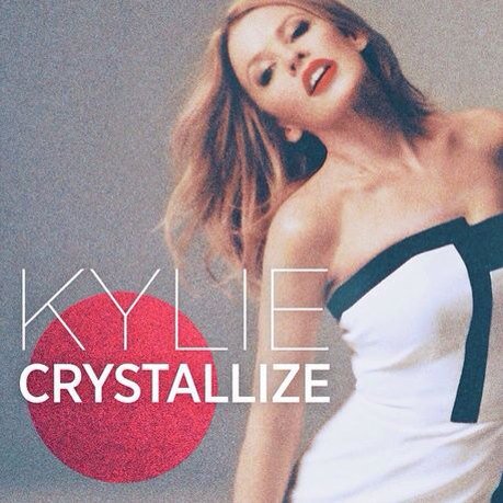 roberta1061's tweet photo. @kylieminogue happy 2nd birthday Crystallize 🎈🎈 #onenoteagainstcancer https://t.co/Vm5gVWQXYY