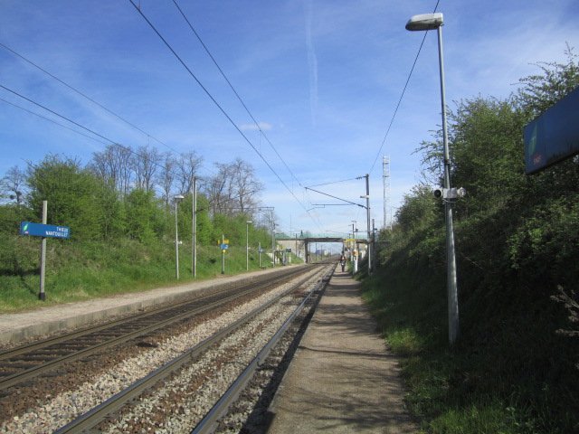 ggarnierdpf's tweet image. Début des essais du Francilien sur la Ligne K ! @Projets_IDF et @itif_travaux : l&apos;avant-après (Thieux, Crépy)