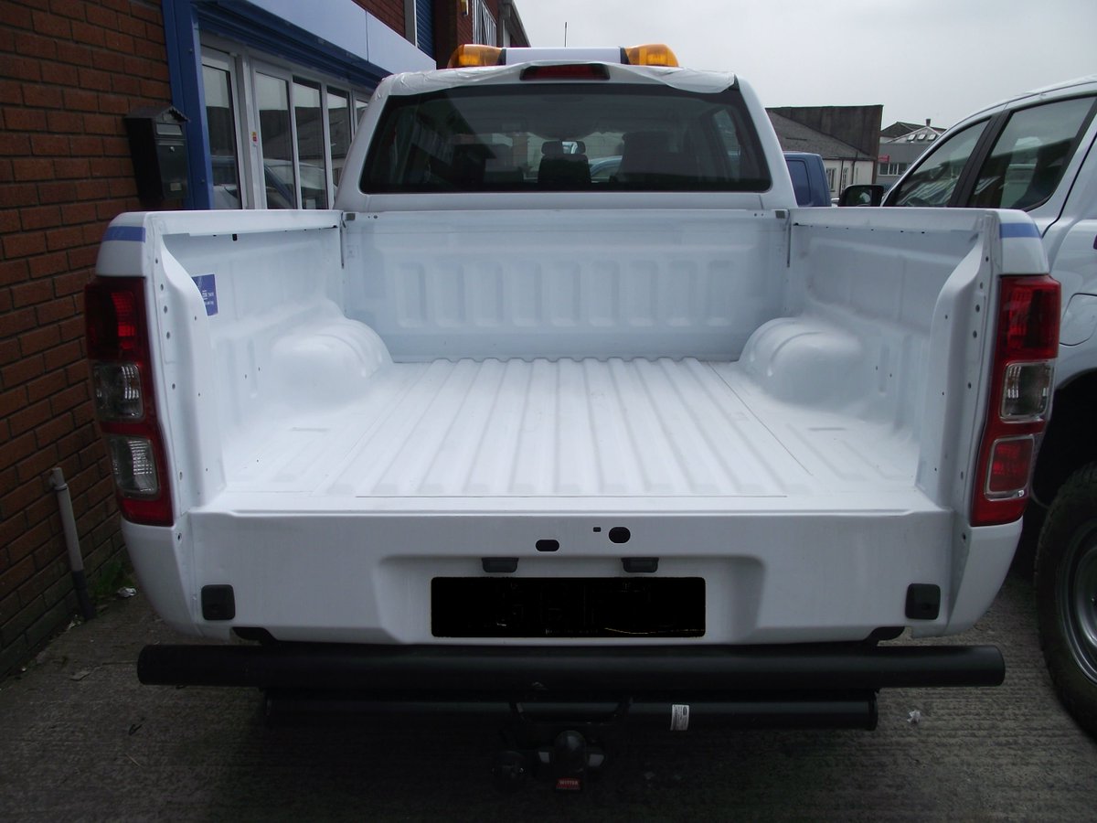 vehicleaccltd's tweet image. Preparing and sealing the #FordRangers for #speedlining in the workshop today